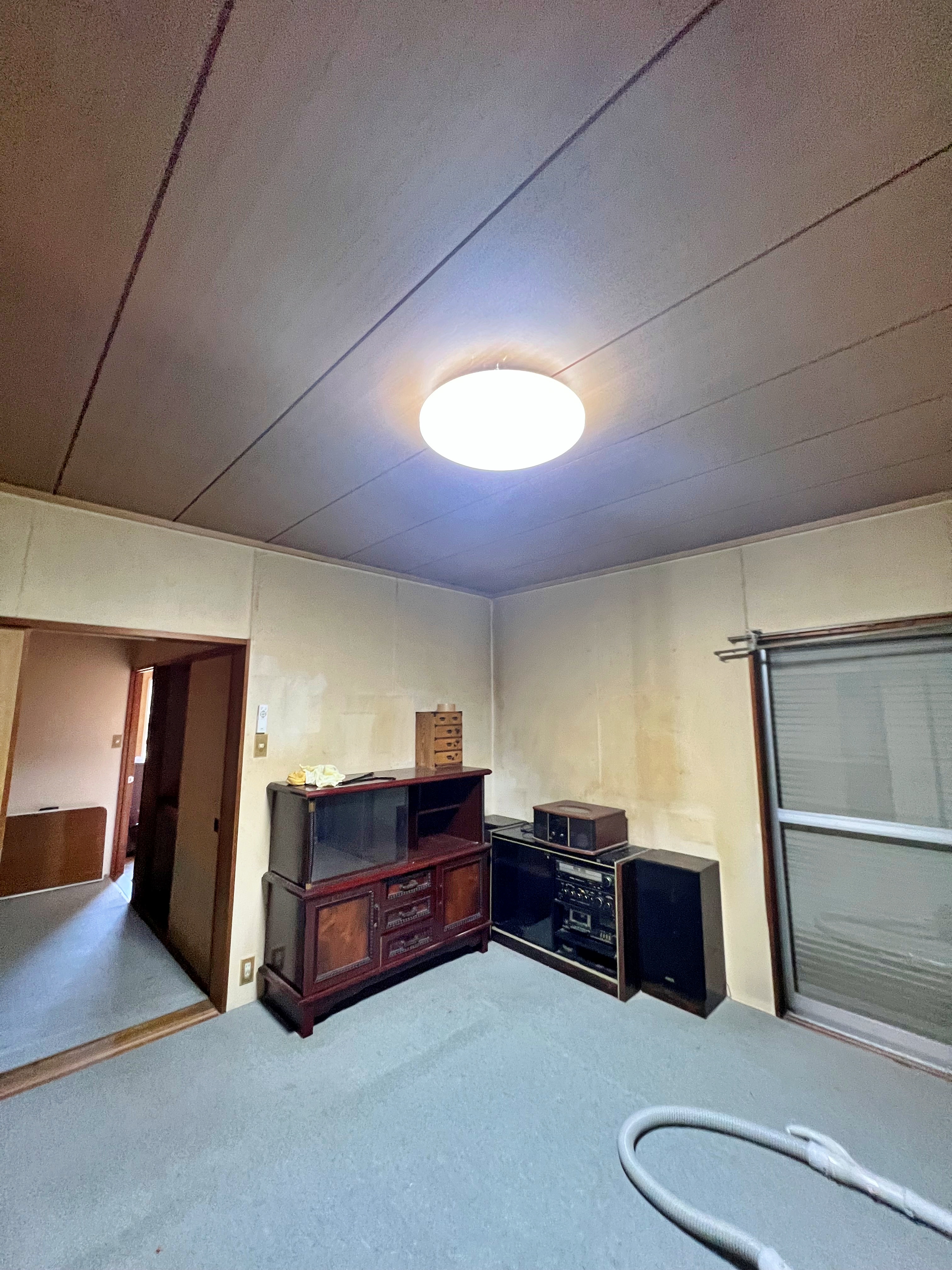 和室から洋室へリフォーム致しました